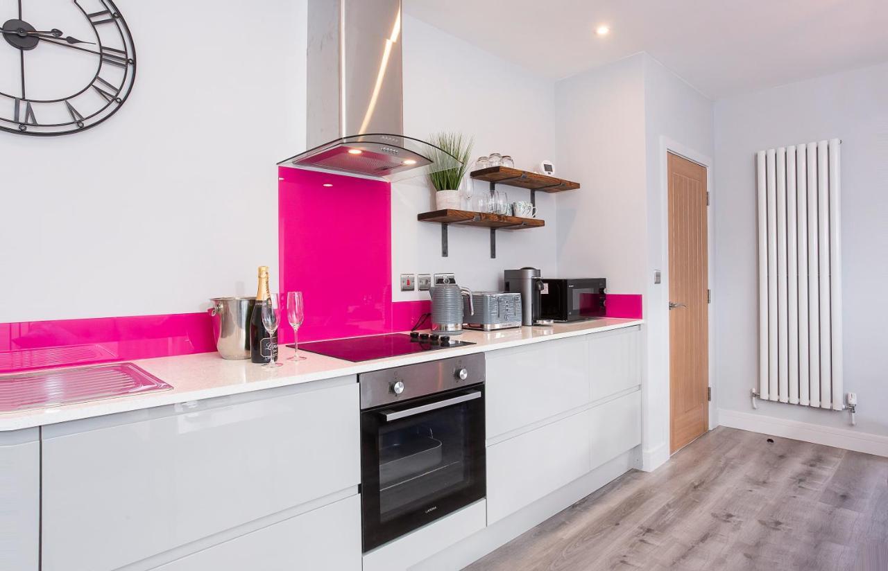 Apartament The Luxury Potting Shed With Free Parking! York Zewnętrze zdjęcie