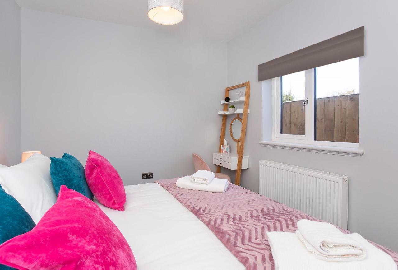 Apartament The Luxury Potting Shed With Free Parking! York Zewnętrze zdjęcie